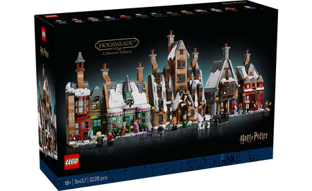 76457 | LEGO® Harry Potter™ Hogsmeade™ Village – Collectors' Edition