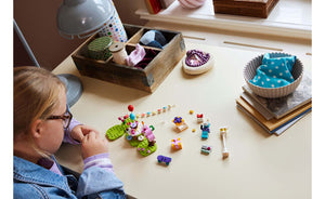 77046 | LEGO® Animal Crossing™ Julian's Birthday Party