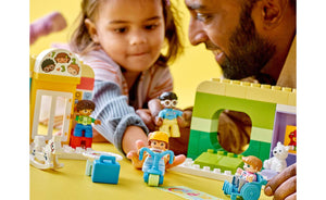10992 | LEGO® DUPLO® Life at the Day-Care Center
