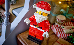 40820 | LEGO® Iconic Up-Scaled Santa Minifigure
