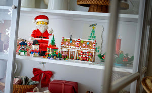 40820 | LEGO® Iconic Up-Scaled Santa Minifigure