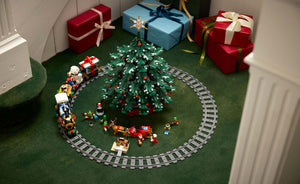 10361 | LEGO® ICONS™ Holiday Express Train