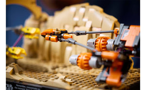 75380 | LEGO® Star Wars™ Mos Espa Podrace™ Diorama