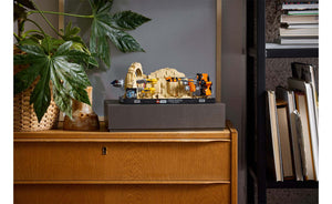 75380 | LEGO® Star Wars™ Mos Espa Podrace™ Diorama