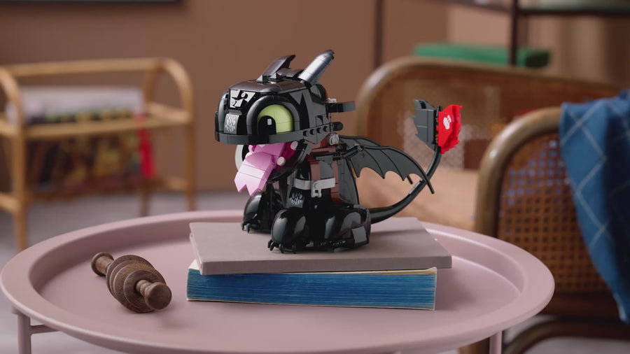 10375 | LEGO® ICONS™ How to Train Your Dragon: Toothless