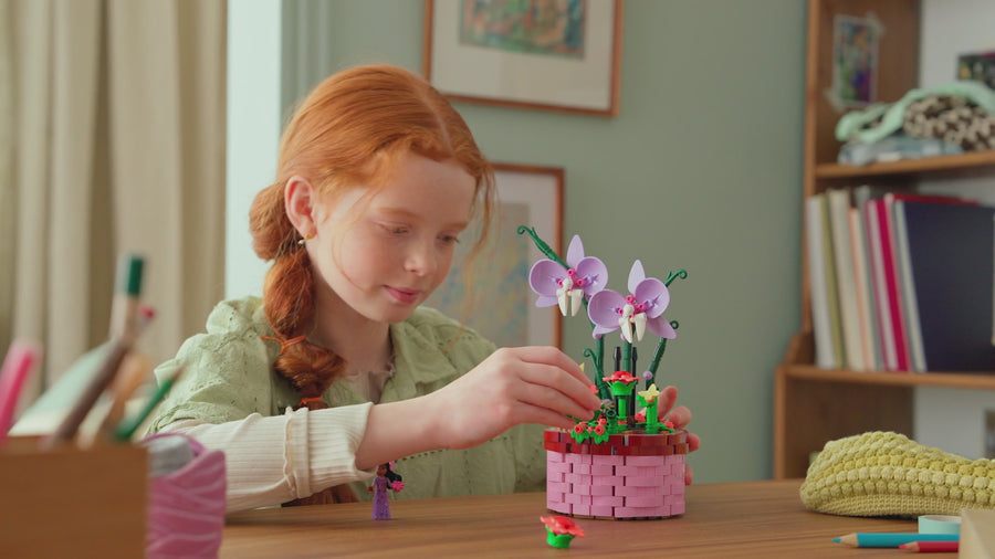 43237 | LEGO® Disney™ Isabela's Flowerpot
