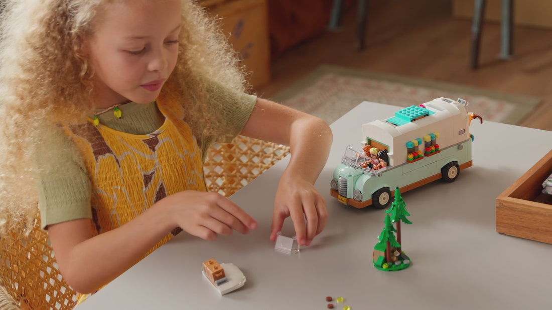 42663 | LEGO® Friends Friendship Camper Van Adventure Sets Friends