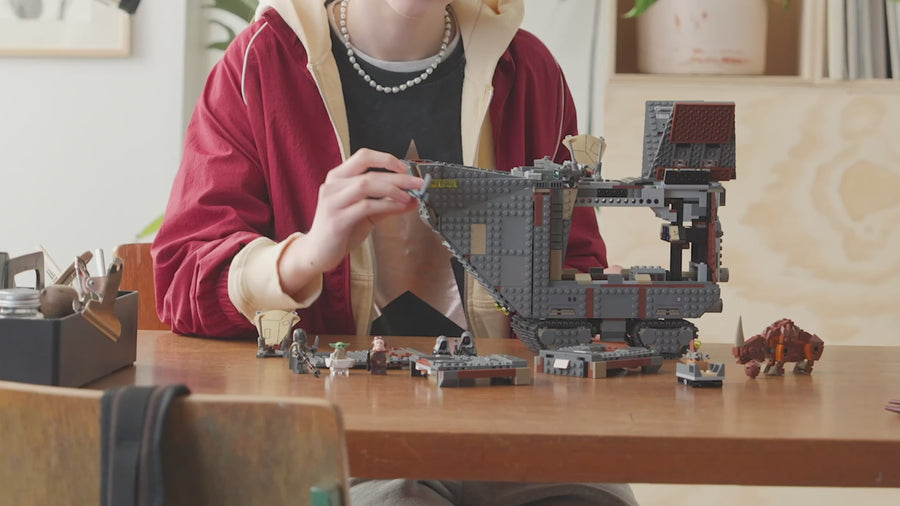 75453 | LEGO® Star Wars™ Offworld Sandcrawler™ and Mudhorn Sets Star Wars