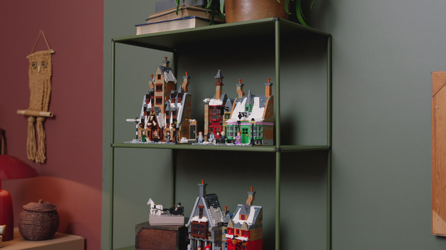 76457 | LEGO® Harry Potter™ Hogsmeade™ Village – Collectors' Edition