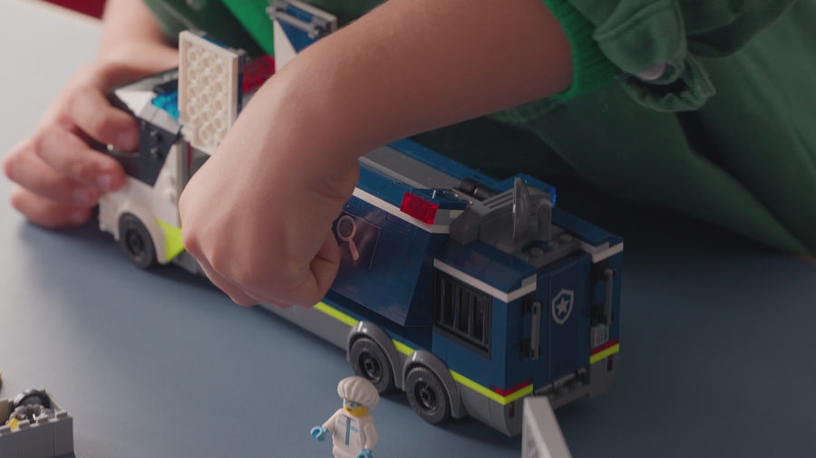 60418 | LEGO® City Police Mobile Crime Lab Truck