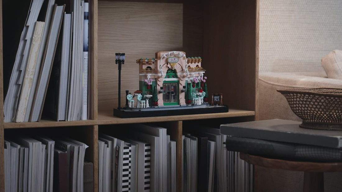 10362 | LEGO® ICONS™ French Café Sets ICONS