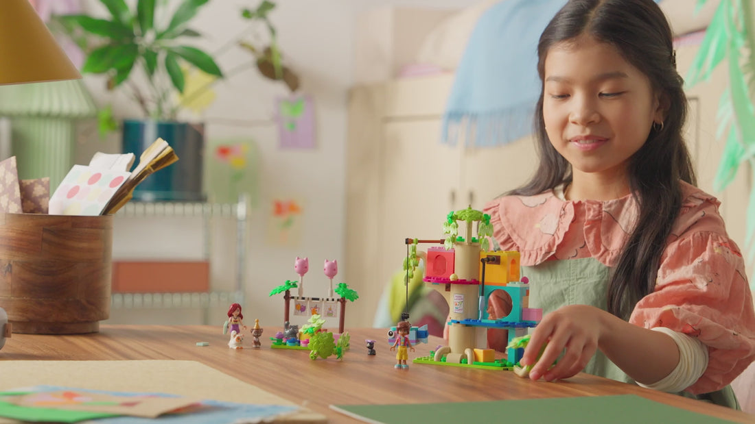 42666 | LEGO® Friends Cat Birthday Party & Tree House Sets Friends