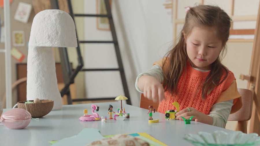 42658 | LEGO® Friends Unicorn & Flamingo Pool Party