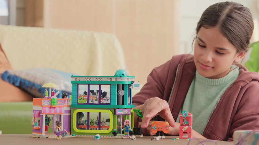 42674 | LEGO® Friends Comic Book and Game Shop