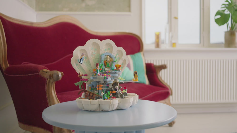 43225 | LEGO® Disney™ The Little Mermaid Royal Clam Shell