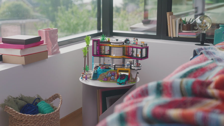 42639 | LEGO® Friends Andrea's Modern Mansion