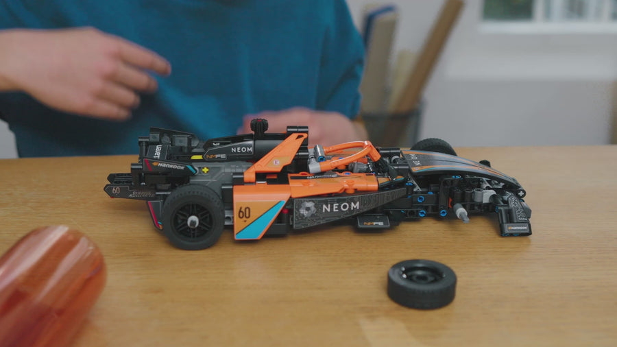 42169 | LEGO® Technic NEOM McLaren Formula E Race Car