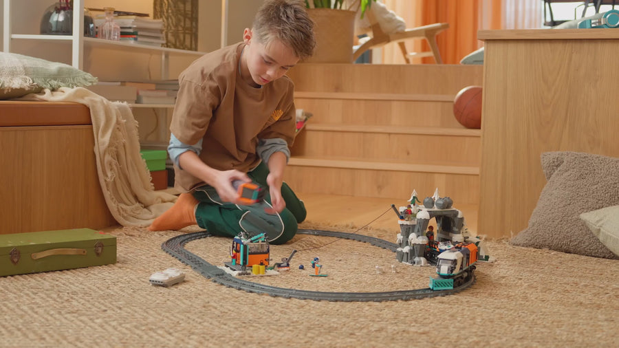 60470 | LEGO® City Explorers' Arctic Polar Express Train