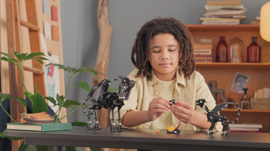 76458 | LEGO® Harry Potter™ Thestral Family