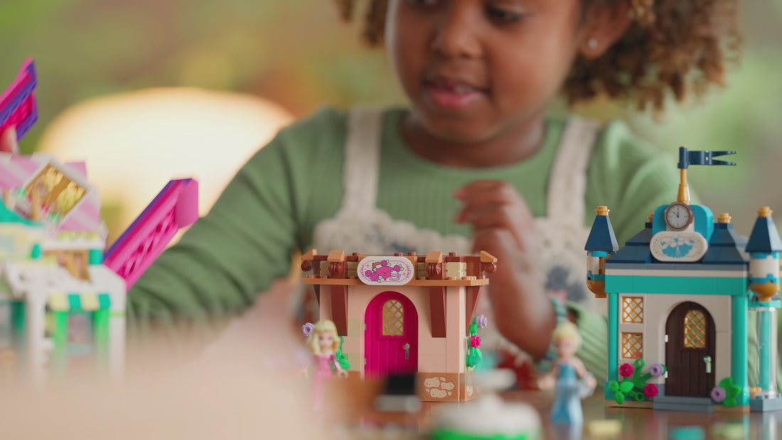 43246 | LEGO® Disney™ Market Adventure Sets Disney