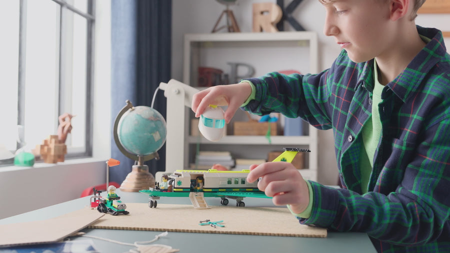 60465 | LEGO® City Emergency Air Ambulance Airplane