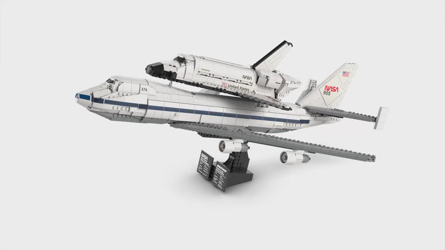 10360 | LEGO® ICONS™ Shuttle Carrier Aircraft
