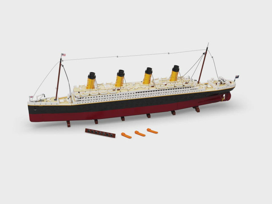 10294 | LEGO® ICONS™ Titanic