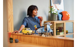 10298 | LEGO® ICONS™ Vespa 125