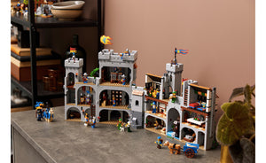 10305 | LEGO® ICONS™ Lion Knights' Castle