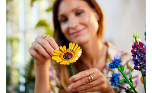 10313 | LEGO® ICONS™ Wildflower Bouquet